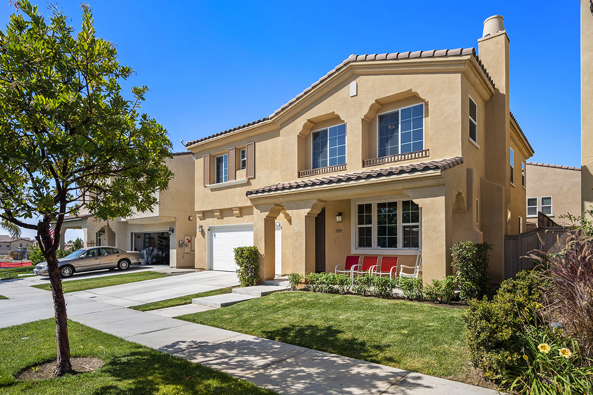 Property main image