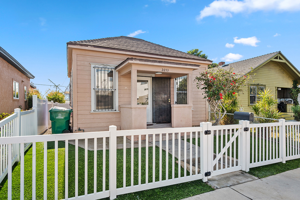 Property main image